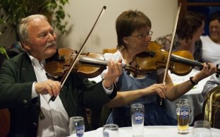 Geigentreffen(c)Ulrike Rauch