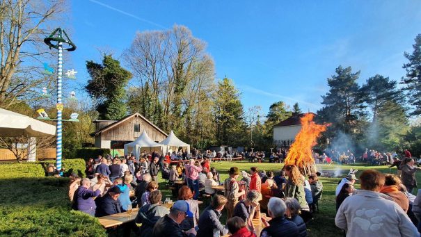 Osterfeuer Verein der Bayern in Berlin 2022 (10)