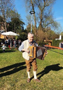 Osterfeuer Verein der Bayern in Berlin 2022 (23)