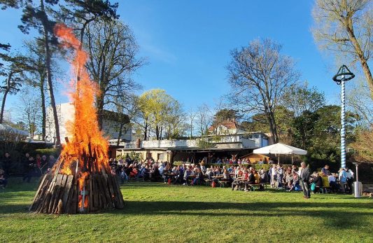 Osterfeuer Verein der Bayern in Berlin 2022 (3)