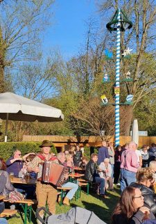 Osterfeuer Verein der Bayern in Berlin 2022 (8)