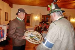 kl-Freund-Holthausen