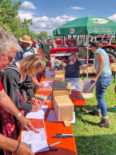 1Oldtimertreffen Vogelnistkästen2