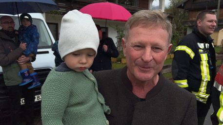 3d3ca4b7-37be-4d89-b240-ecfdb7b21489