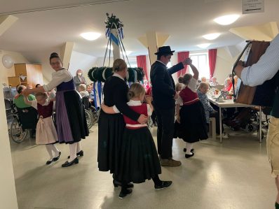 4308F5EC-21B3-4B4F-9526-58EB3A200CBA