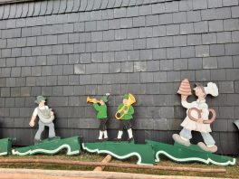 84e7178d-501b-4432-85f2-dde729fe0688