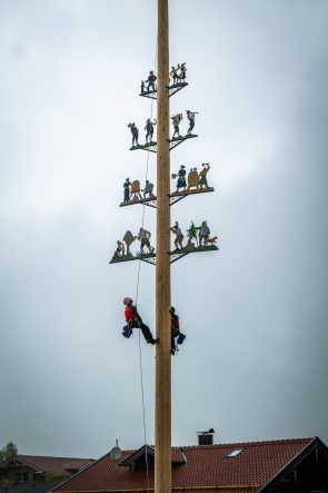 Bergwacht-Maibaum-2022-1250725