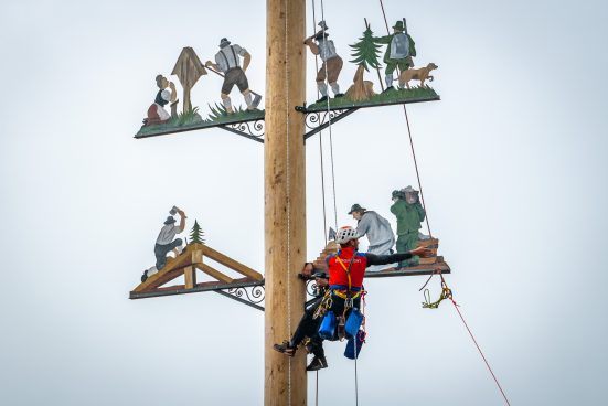 Bergwacht-Maibaum-2022-1250827