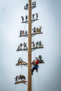 Bergwacht-Maibaum-2022-1250841