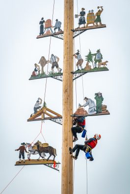 Bergwacht-Maibaum-2022-1250881