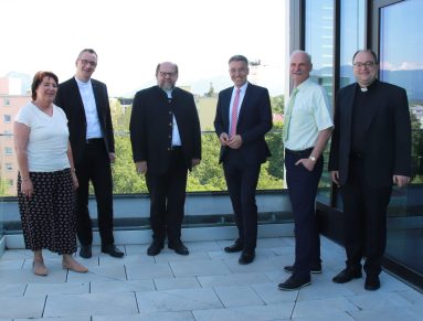 Gedankenaustausch Weihbischof_1