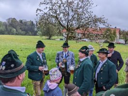 Maibaum Hoehenmoos (30)