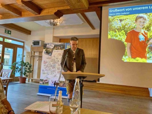 kl-1.Landrat Otto Lederer