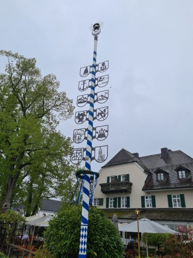 maibaum fraueninsel 2
