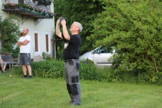 02_Ehrenvorstand_Erwin_Freese_sen_begutachtet_die_Abnahme