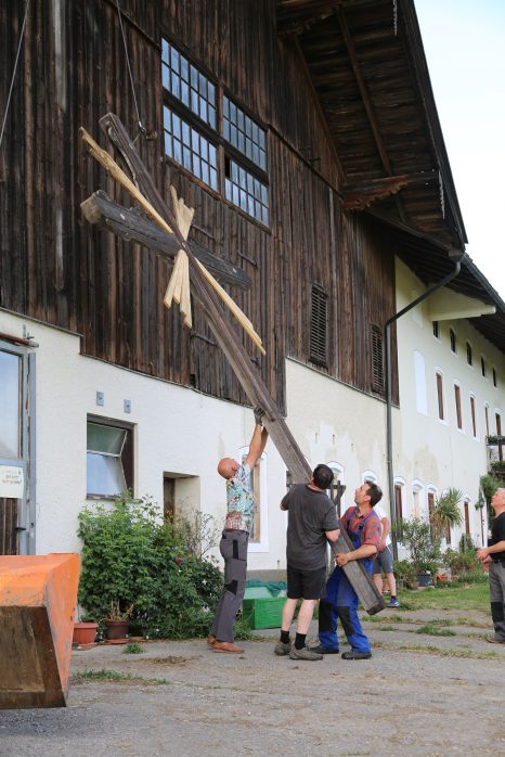 04_Abnahme_des_Kreuzes_2