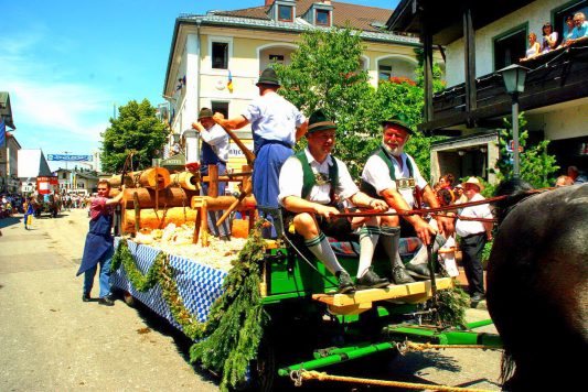 2aGespannFeichtnerWilli850JahrePrien_aufgehellt