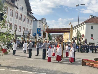 87d36240-63ed-4a58-a607-d32a1b0bb11d