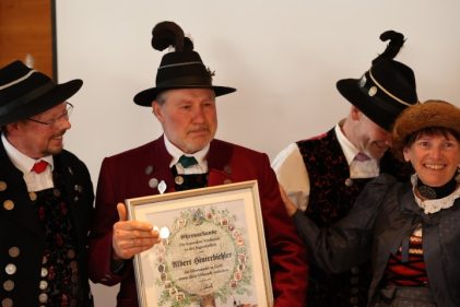 Albert Hinterbichler Ehrung in Gold für besondere Verdienste in der Jugendarbeit