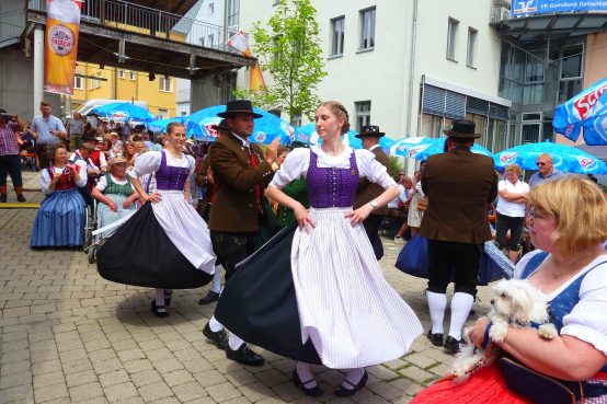 Auftritt Waldgau beim Drumherum 2022-6_aufgehellt