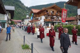 Bruderschaft mit Himmel