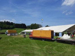 fadde188-c5bf-4a40-8278-4f28c1adacd1