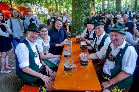 1Hafenstoanamit Pfarrvikar