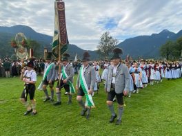 Gaufest-Schleching-Kirchenzug-09