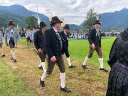 Gaufest-Schleching-Kirchenzug-22