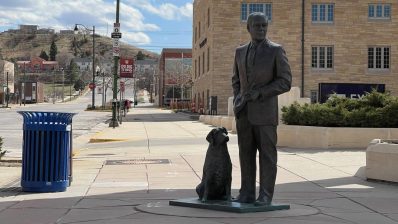 HF-5-3≈04-lebensgrosse Bronzefiguren-IMG_5464