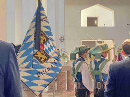 kl-1Fahne GSK Prien2