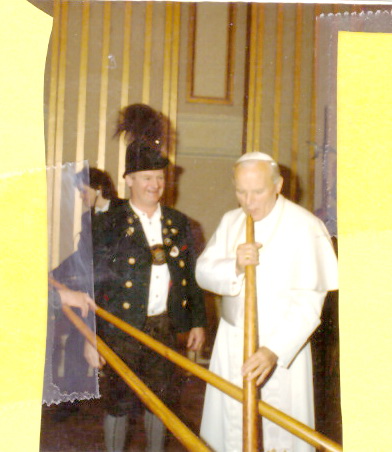 1Wörndl-Papst hoch 2