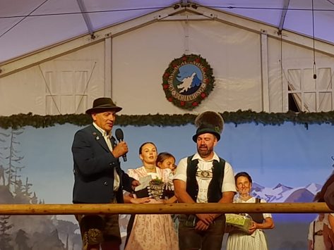 64bf2b49-b250-4e40-8a32-da6f0ec122e3