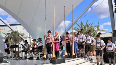 Alphorn-Bavaria-Berlin Bayerntag - Foto LAGA Beelitz Gmbh 5