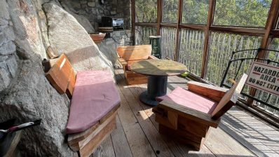 HF-7-1≈32-Terrasse an der Felswand-IMG_6255