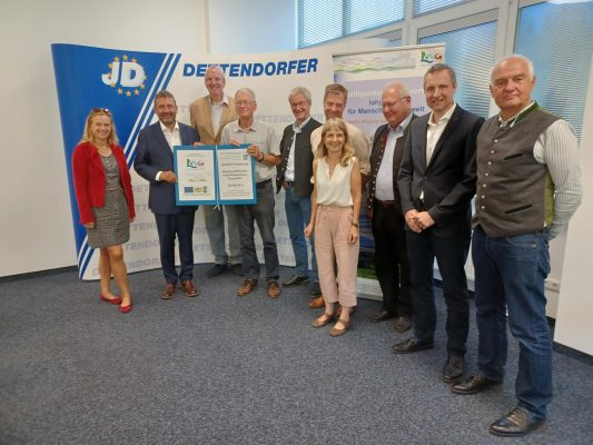 LAG Mangfalltal-Inntal Bescheiduebergabe (1)