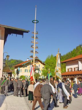 sach maibaum03
