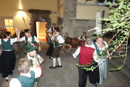 2022-08_100 Jähriges, Würzburg_Tanzen