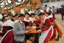 2022-09-18-gauna-wiesn-trachten--und-schtzenzug-158-of-3071jpg_52378635597_o