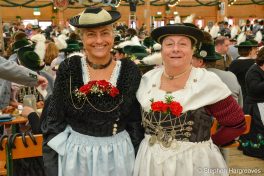 2022-09-18-gauna-wiesn-trachten--und-schtzenzug-432-of-3071jpg_52380000665_o