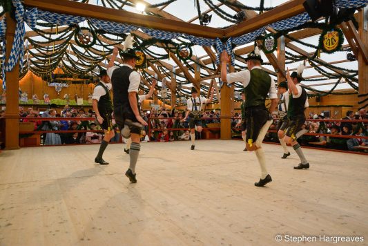 2022-09-18-gauna-wiesn-trachten--und-schtzenzug-567-of-3071jpg_52379896764_o