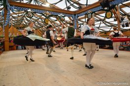 2022-09-18-gauna-wiesn-trachten--und-schtzenzug-622-of-3071jpg_52379897454_o