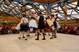 2022-09-18-gauna-wiesn-trachten--und-schtzenzug-689-of-3071jpg_52378644057_o