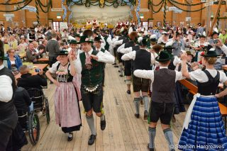 2022-09-19-gauna-oide-wiesn-1255-of-2935jpg_52381795661_o