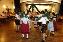 Reit im Winkler beim Sterntanz