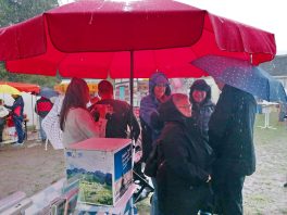 e5d16083-c165-4cab-ab67-0f9ba5f55cfb