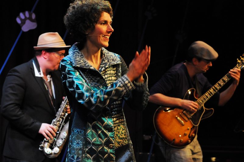 Kinder-Jazzkonzert-Saitensprünge-23.10.22-2-Foto mini.musik