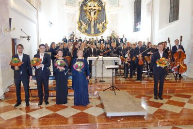 Schluss v.l. Casimir Schäfer, Lars Tappert, Anna Tetruashvili, Jasmin Binde, Benedikt Meurers