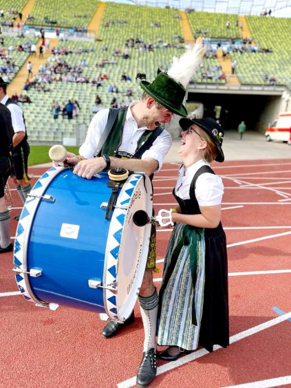 cb7b4a6f-fa96-4f88-a704-c52e099ebddd