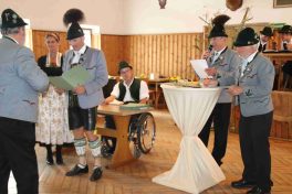 kl-09 Überreichung der Ehrung